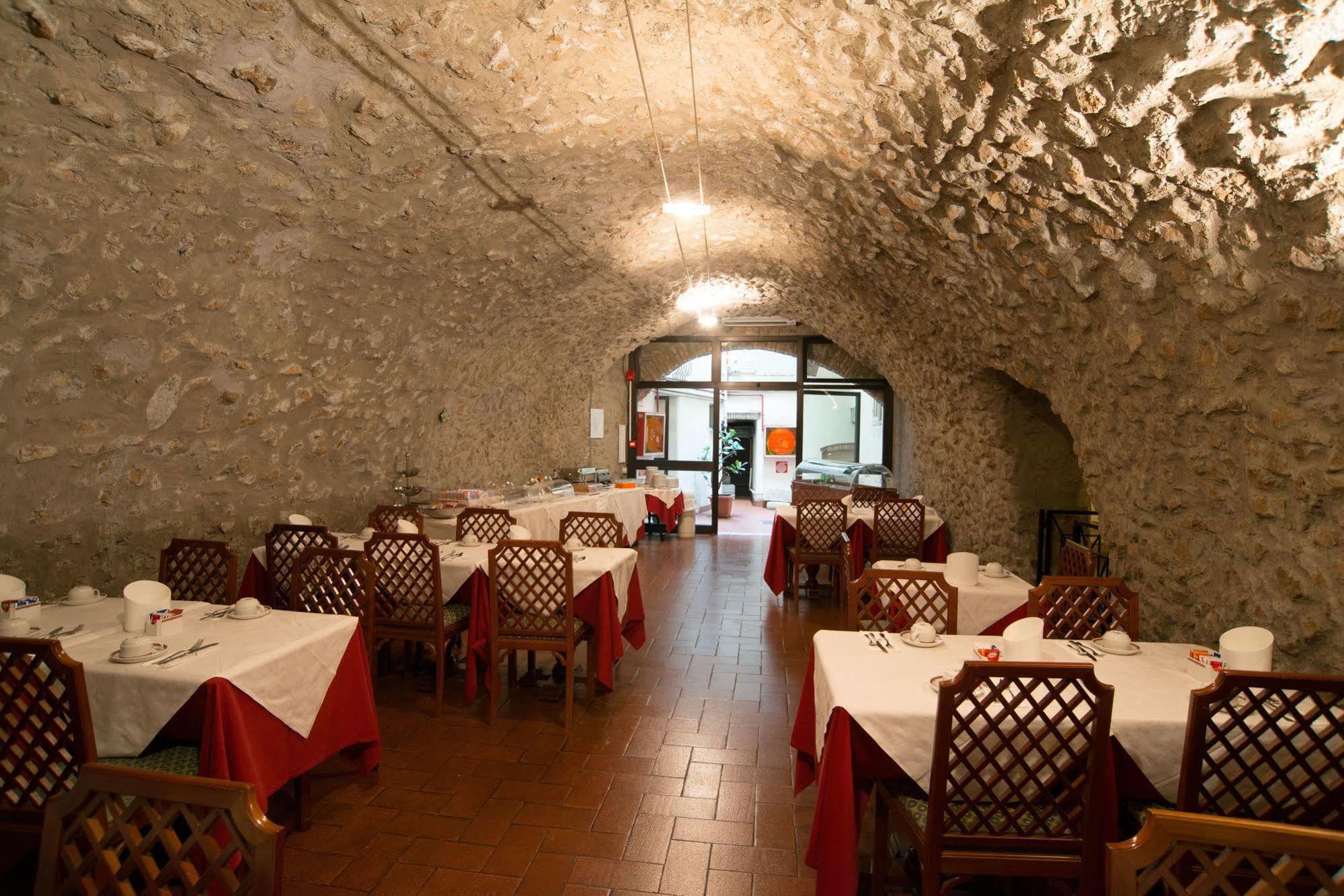 Hotel Teatro Di Pompeo Roma Dış mekan fotoğraf
